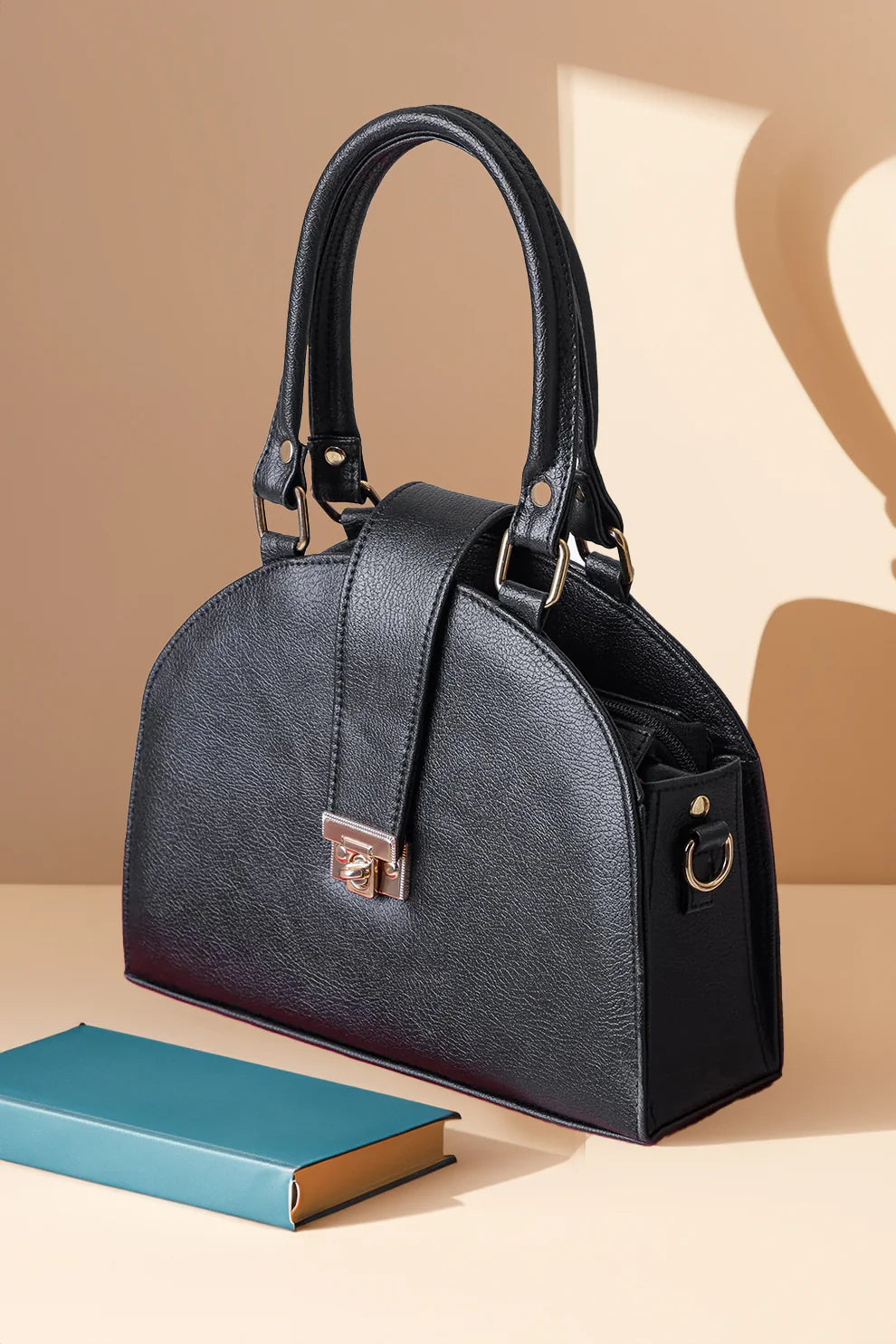 D-BOX HANDBAG - BLACK