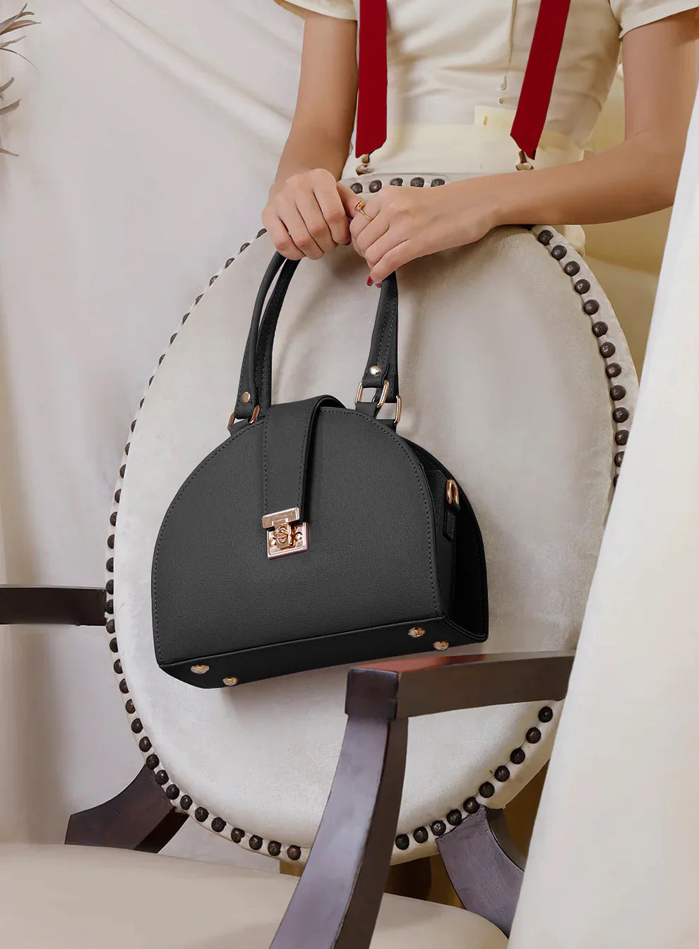 D-BOX HANDBAGS