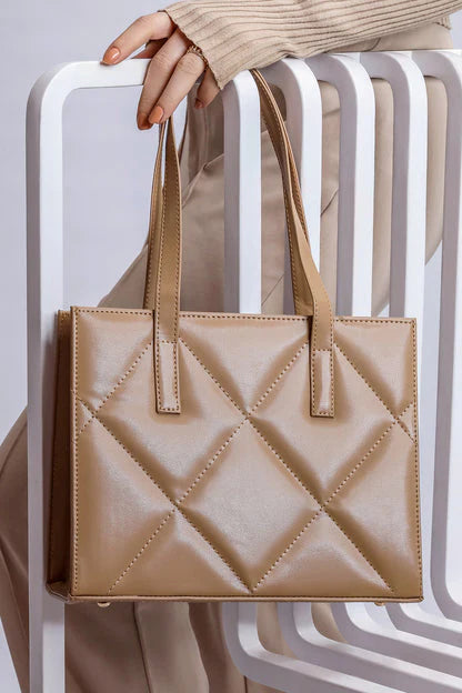 VELORA QUILT TOTE - BEIGE