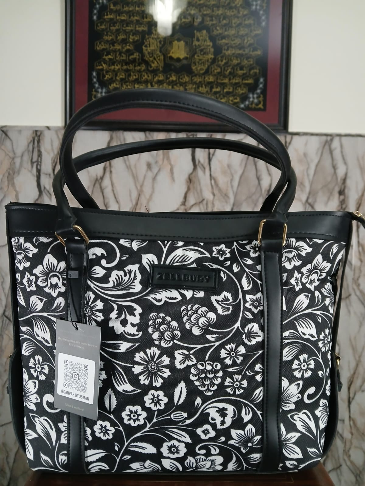 BLACK FLORAL - STRAP CANVAS BAG