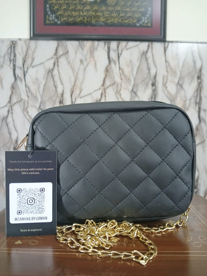 URBAN CHIC CROSSBODY - BLACK