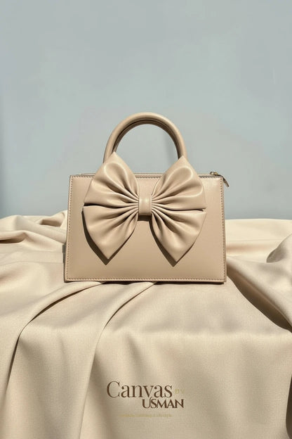 GLOSS BOW HANDBAG - BEIGE