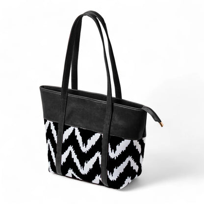 ZIG ZAG LEATHER TOTE - BLACK