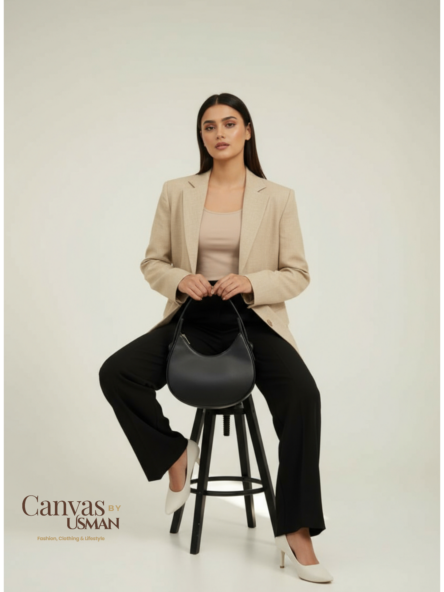 HALF-MOON - BLACK HANDBAG