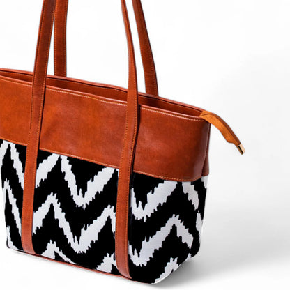 ZIG ZAG LEATHER TOTE - BROWN